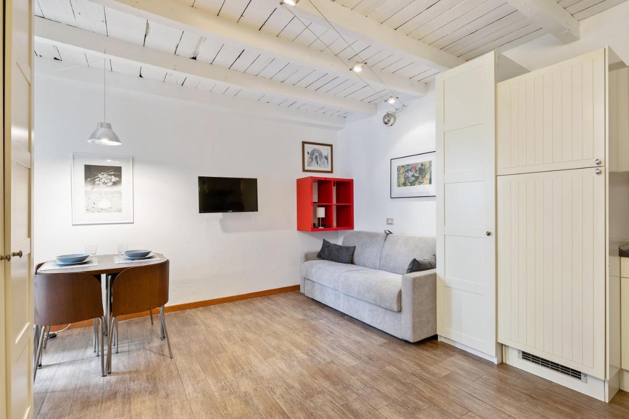 Joivy Beautiful Studio For 2 Near Sempione Park Mediolan Zewnętrze zdjęcie